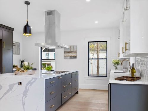 31 Greenwood St, Newton MA 02459-2702 exterior