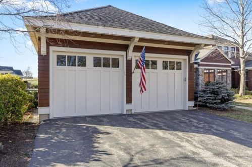 16 Black Rock Dr, Hingham MA 02043-4892 exterior