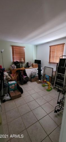 1334 Cinnabar Ave, Phoenix AZ 85020-1815 exterior