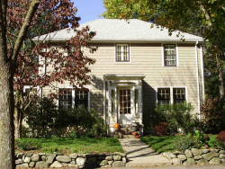 35 Hinckley Rd, Newton, MA 02468-1723