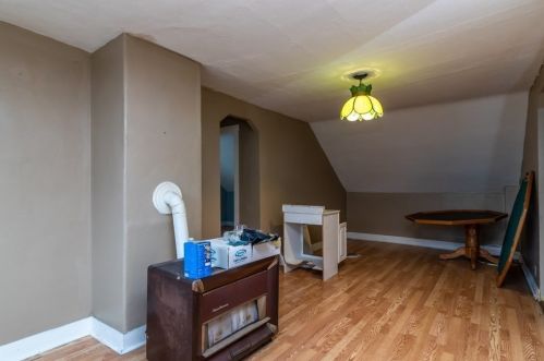 326 Mulberry St, Fall River MA 02721-1317 exterior