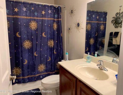 106 Brookfield Dr, Jackson Twp NJ 08527-4086 exterior