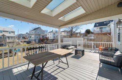 12 Narragansett Rd, Quincy MA 02169-2453 exterior