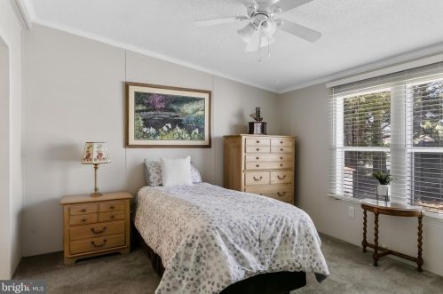 112 Cardinal Ave, West Deptford NJ  08051-1385 exterior