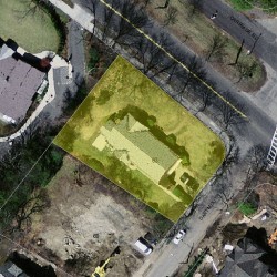 63 Dartmouth St, Newton MA 02465-2801 aerial view