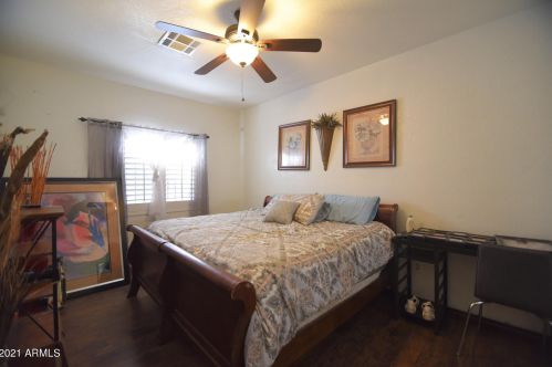 1932 Alta Vista Rd, Phoenix AZ 85041-5443 exterior