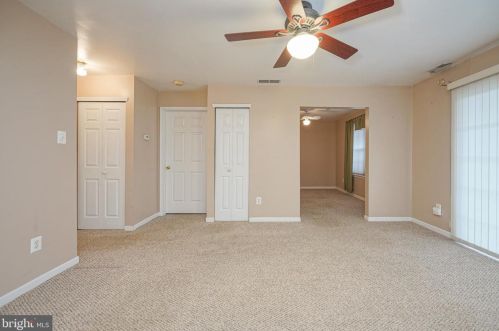 1421 Tristram Cir, West Deptford NJ 08051-2264 exterior