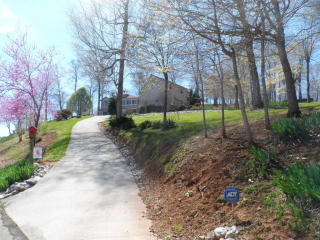 140 Shanghai Way Ln, La Follette TN  37766-5887 exterior