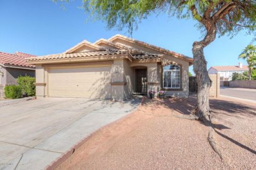 4046 Cactus Rd, Phoenix AZ  85029-2220 exterior