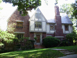 73 Sheffield Rd, Newton, MA 02460-2120