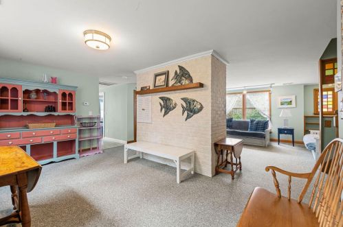 15 Highland Rd, Eastham MA 02642-3302 exterior