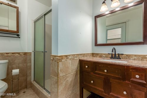 11022 35 Dr, Phoenix AZ 85053-7613 exterior