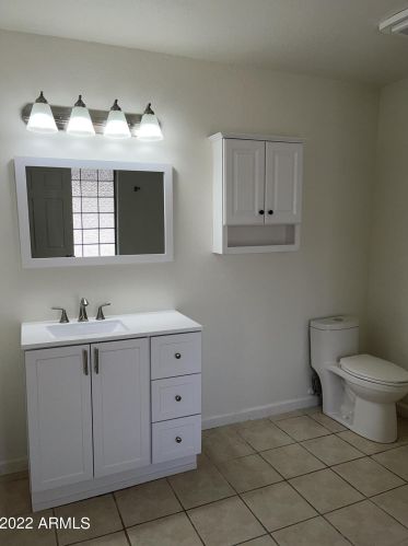 9419 1st Dr, Phoenix AZ 85041-8002 exterior