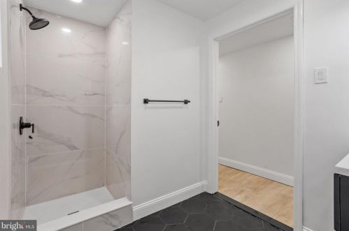 1 18th St, Burlington NJ  08016-4605 exterior