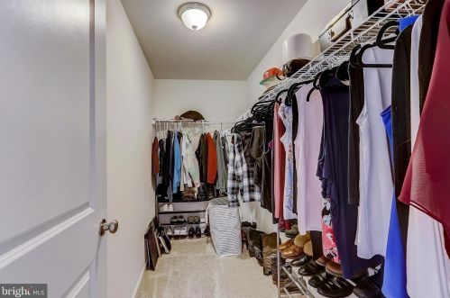 618 Schaeffer Ave, West Deptford NJ 08096-6631 exterior