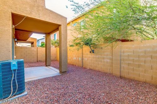 2150 Bell Rd, Phoenix AZ  85022-2940 exterior