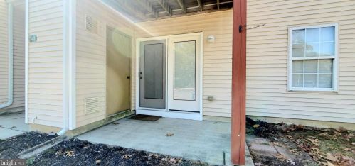 1411 Tristram Cir, West Deptford NJ  08051-2262 exterior