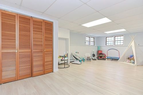 37 Needham St, Norfolk MA  02056-1648 exterior