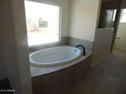 40532 3rd Ave, Phoenix AZ 85086-7203 exterior