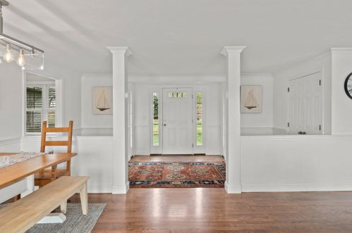 595 Riverview Dr, Chatham MA  02633-1117 exterior