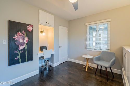 5136 2nd St, Phoenix AZ 85086-3406 exterior