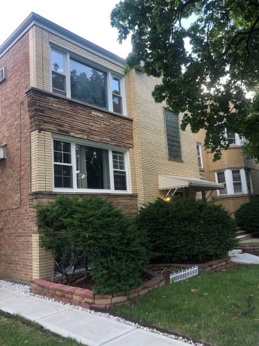 1638 Oak Park Ave, Forest View, IL 60402-1739