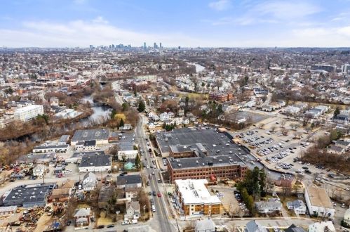 68 Los Angeles St, Newton MA 02458-1019 exterior