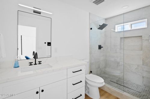 5215 Cambridge Ave, Phoenix AZ 85008-1213 exterior