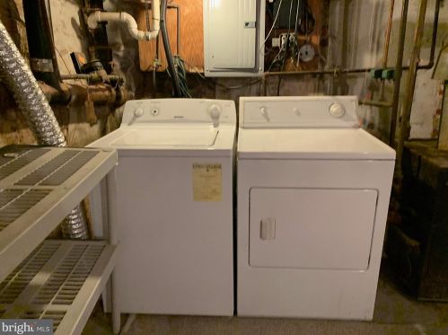 1030 6 St, Philadelphia PA 19140-3327 exterior