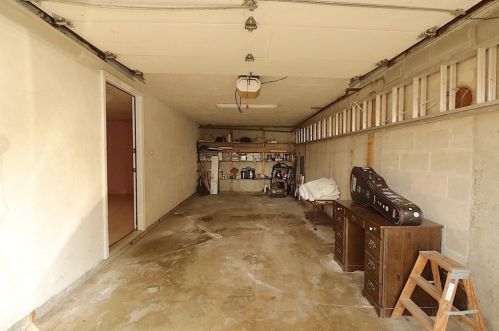 218 Norfolk St, Worcester MA 01604-2910 exterior