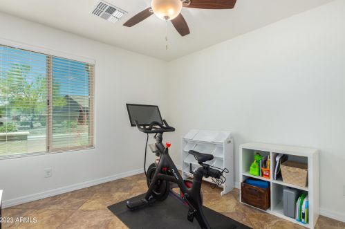 1735 Desperado Way, Phoenix AZ  85085-6329 exterior