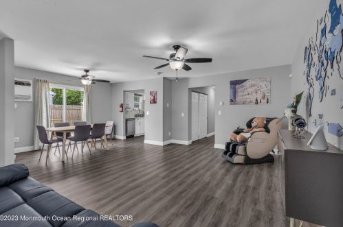 2537 Lexington Ct, Jackson Twp NJ 08527-5033 exterior