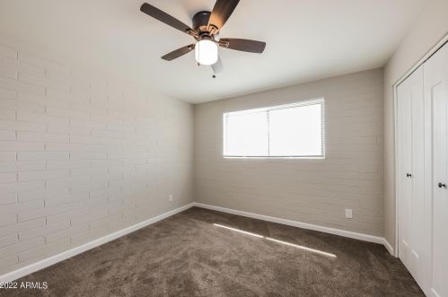 1328 Christy Dr, Phoenix AZ  85020-1106 exterior