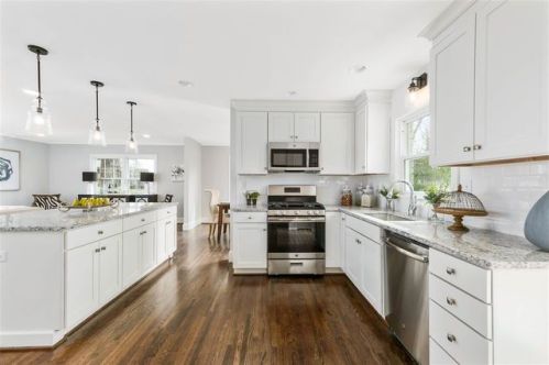 1617 Frontier Dr, Birmingham, AL 35226-3509