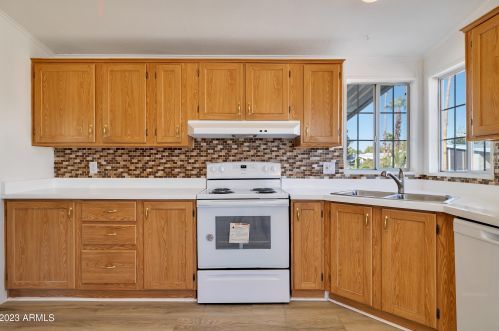 17834 17th St, Phoenix AZ 85022-1670 exterior