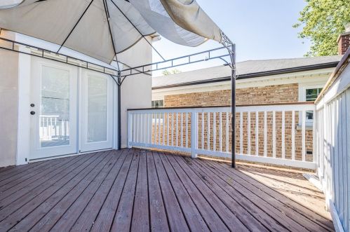 2642 Kenilworth Ave, Forest View IL 60402-2211 exterior