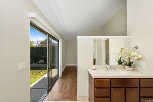 14732 Sweetan St, Irvine CA 92604-2425 exterior