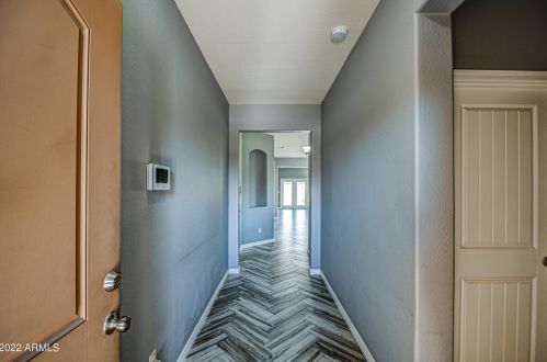 4217 73 Dr, Phoenix AZ 85033-2512 exterior