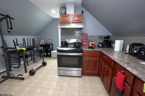 121 Rutgers St, Belleville NJ 07109-3112 exterior