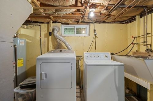 2 Jonathan Rd, Burlington MA 01803-1414 exterior