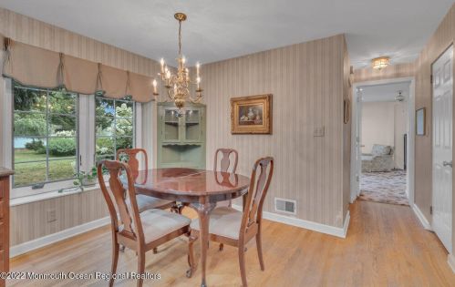 52 Laurel Dr, Little Silver NJ 07739-1416 exterior