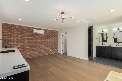 1253 Cambridge Ave, Phoenix AZ  85006-1102 exterior