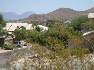 1619 Sheena Dr, Phoenix, AZ 85022-4599