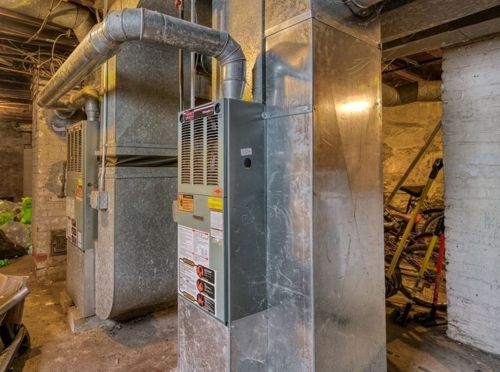 380 Front St, New Bedford MA 02744-2626 exterior