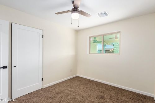 1427 El Camino Dr, Phoenix AZ 85051-4626 exterior