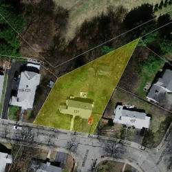 131 Warwick Rd, Newton MA 02465-1747 aerial view