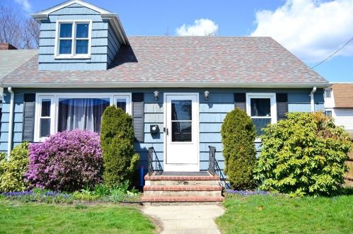 49 Plympton St, New Bedford MA  02745-6350 exterior