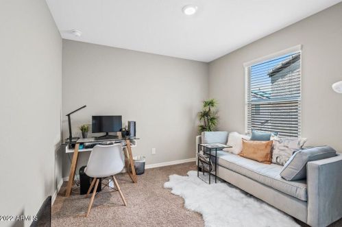 3941 79th Ln, Phoenix AZ  85043 exterior