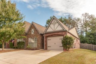 2494 Ridgemont Dr, Birmingham AL  35244-1228 exterior