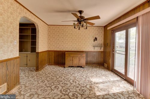 489 Hemlock Ter, West Deptford NJ 08096-2815 exterior